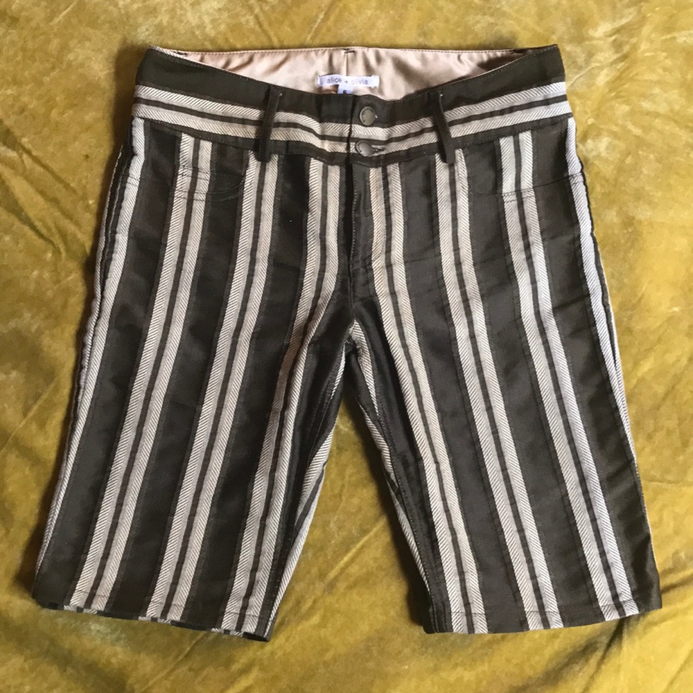 Alice and Olivia shorts size 6